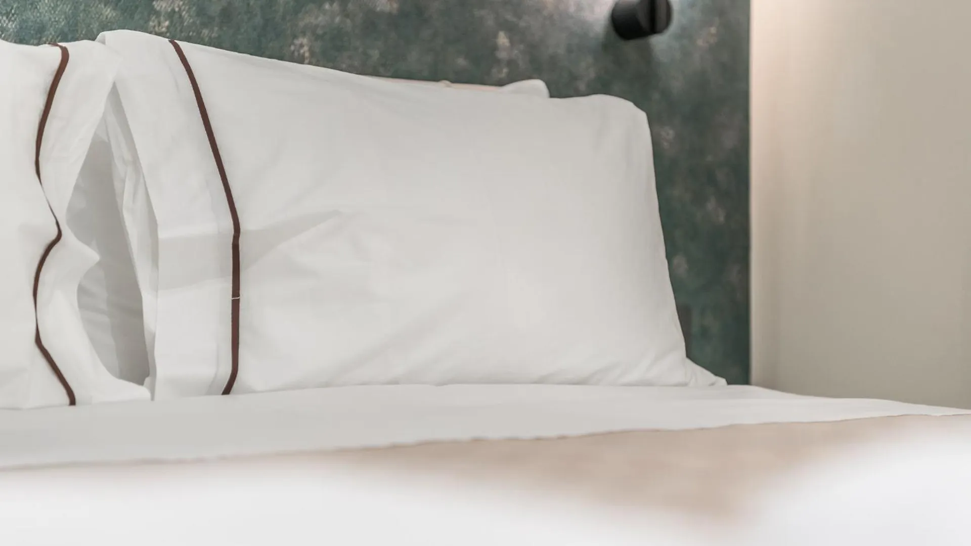 Piazza Luxury Apartments Τίρανα 0*,
