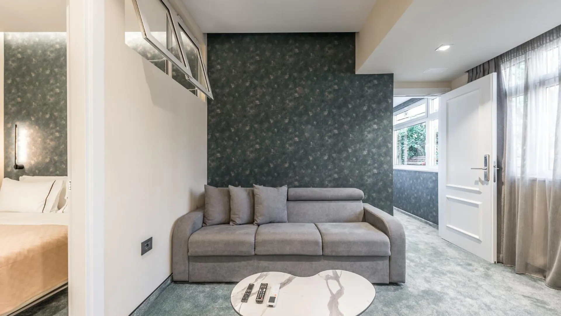 Piazza Luxury Apartments Tirana