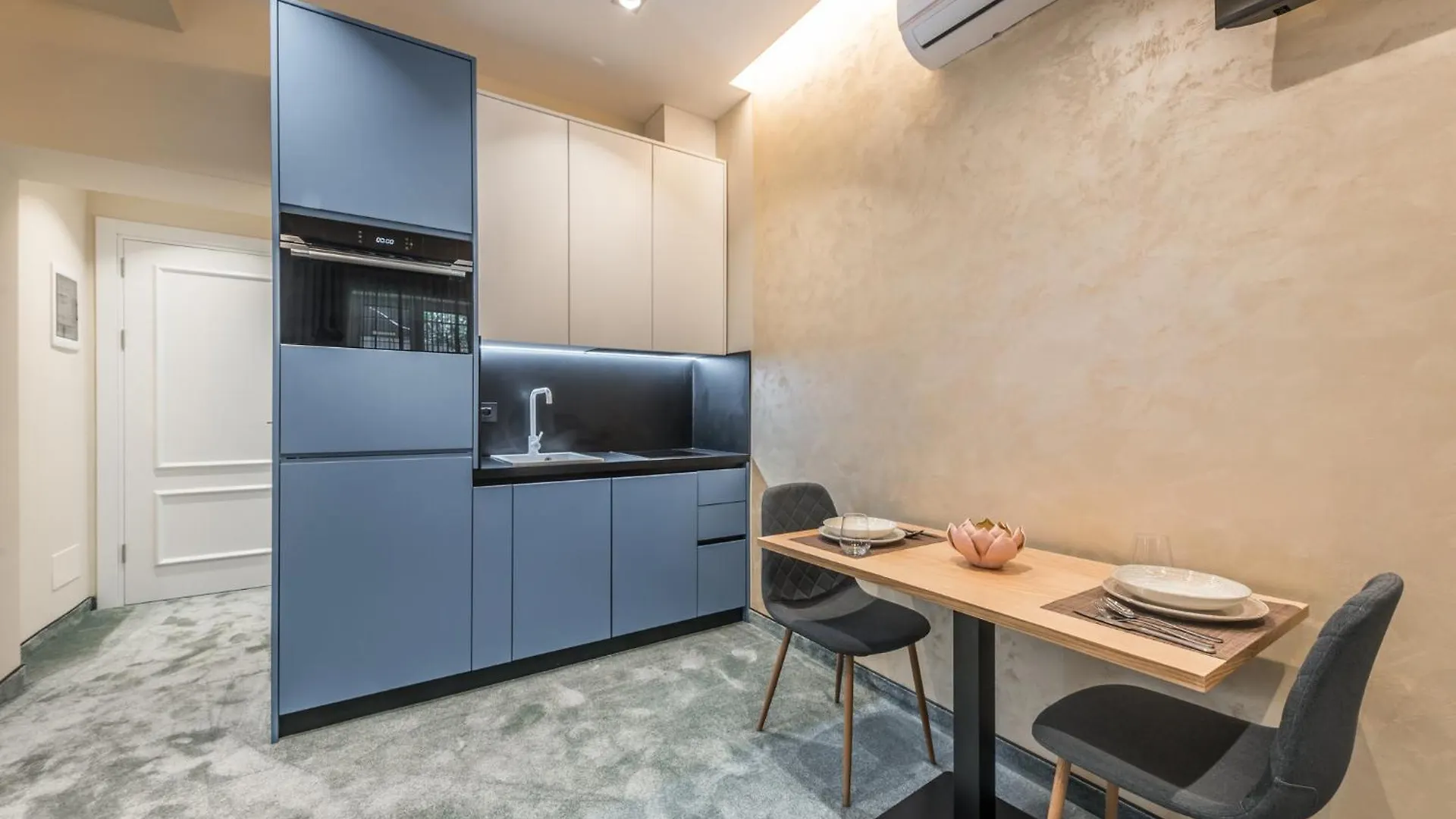 Piazza Luxury Apartments Tirana